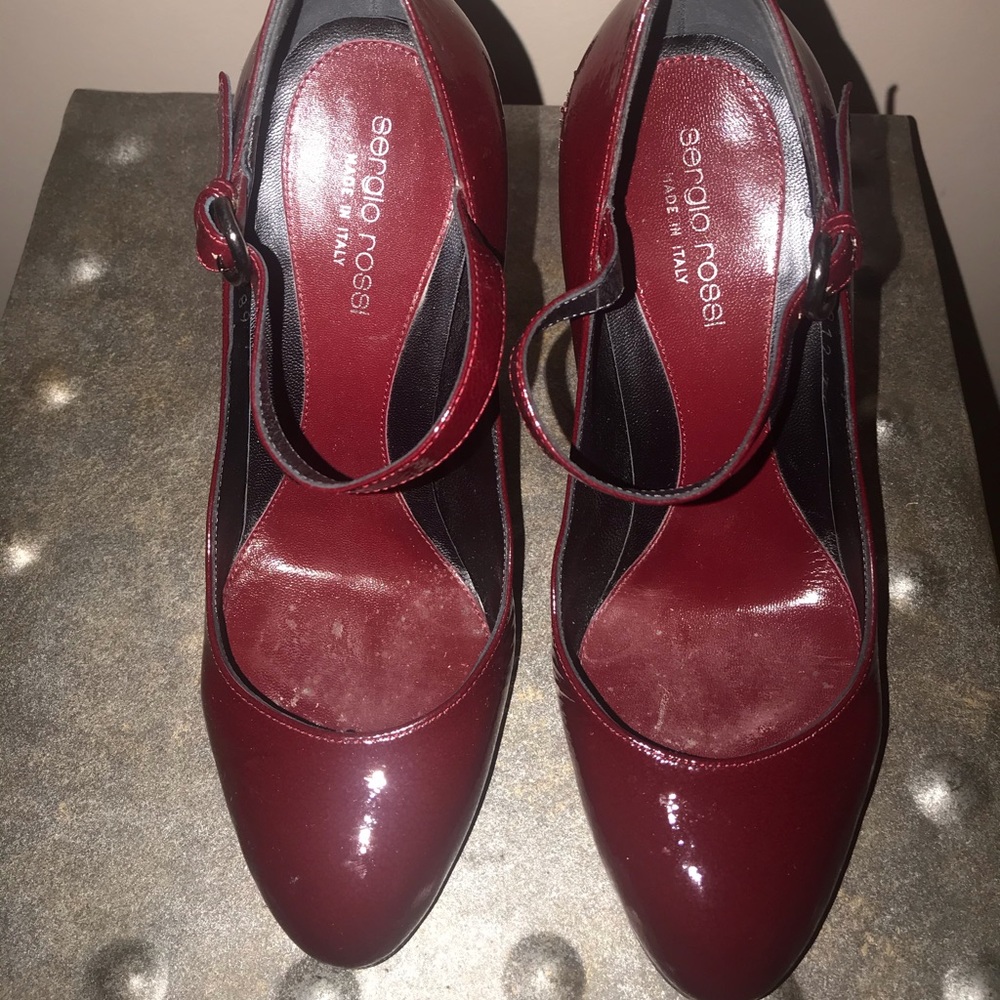 Deep red Sergio Rossi wedge shoe